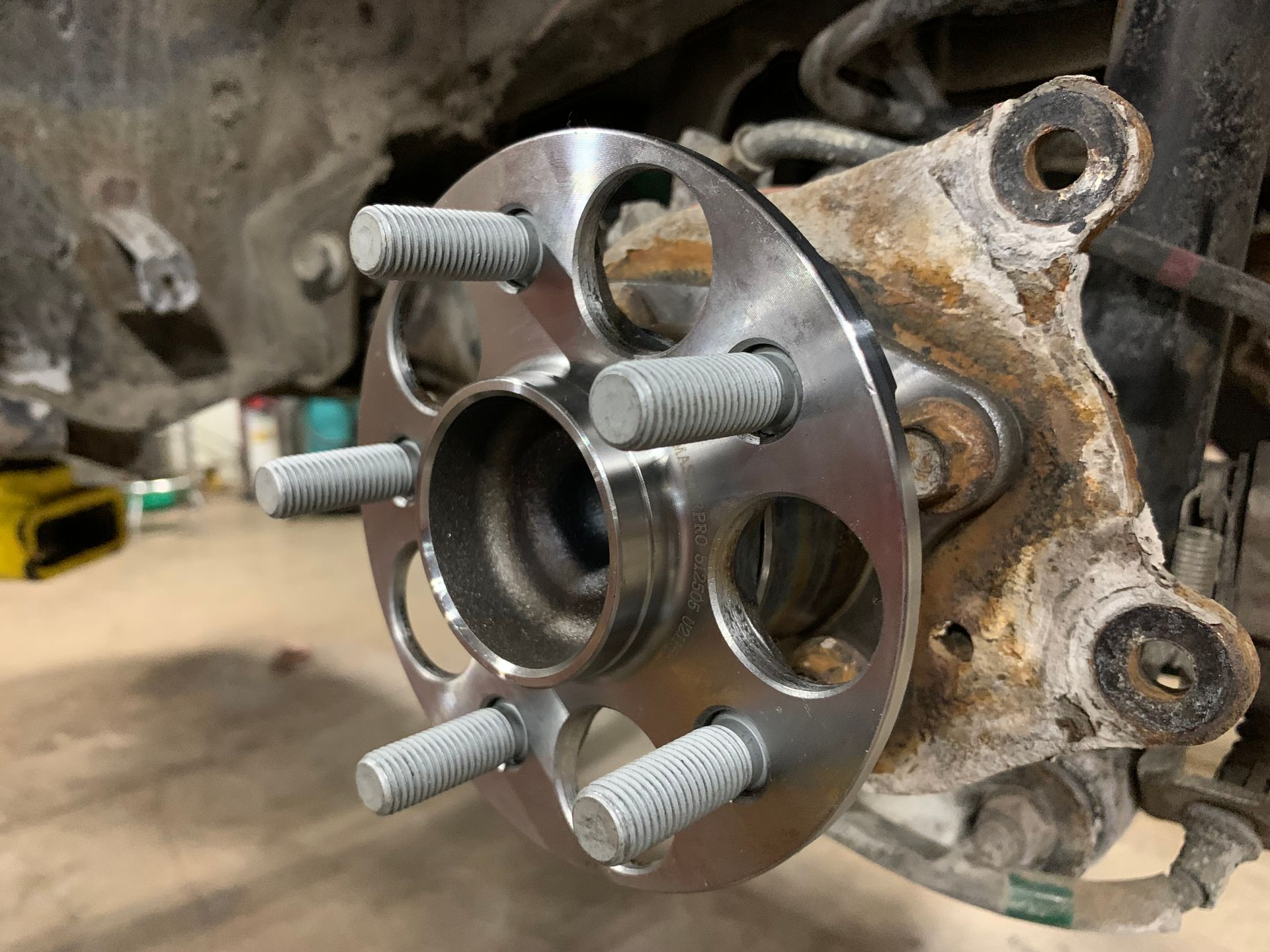 Wheel hub